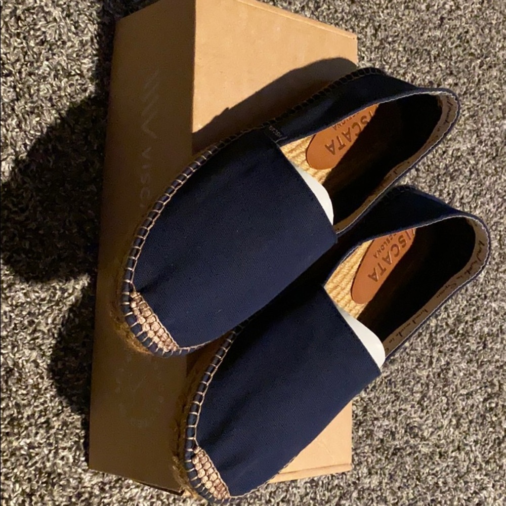 Viscata Barcelona men’s slip on shoes.
